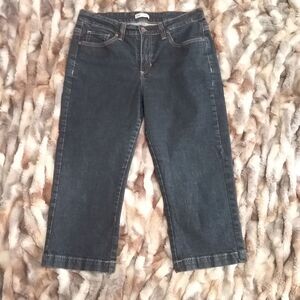 Lee Capri Jeans Lower on Waist Dark Wash Denim 5 Pocket Contrast Stitching 12M